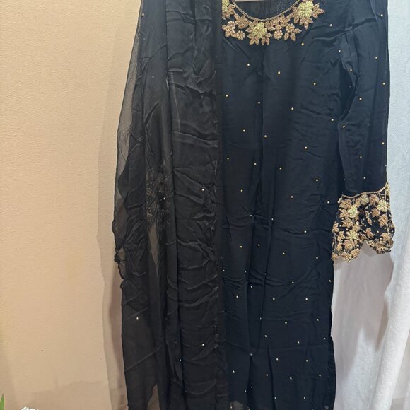 Indian Black Bell Sleeves Boutique Suit | Traditional | Heavy work - Picture 2 of 9